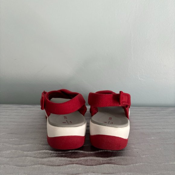 BNWT Cloudsteppers by Clarks Arla Belle Slingback Sandals for Women - Picture 5 of 10